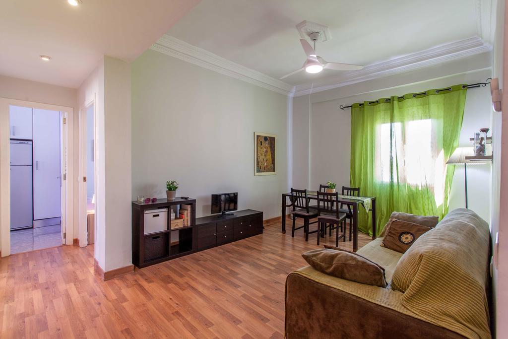 Of Arts And Sciences 2 Apartment *